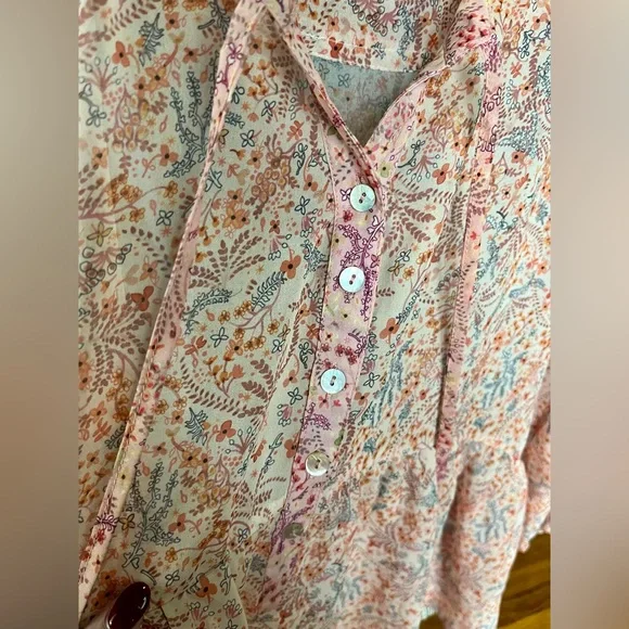 Easel Flowy Floral Blouse Pink and Peachy Orange Small Fits Bigger - Picture 9 of 12